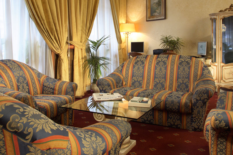 Hotel Genio Roma Exterior foto